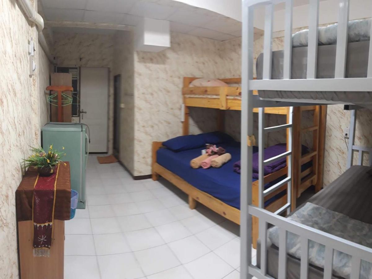 Dutch Cosy Home Chiang Mai Bagian luar foto